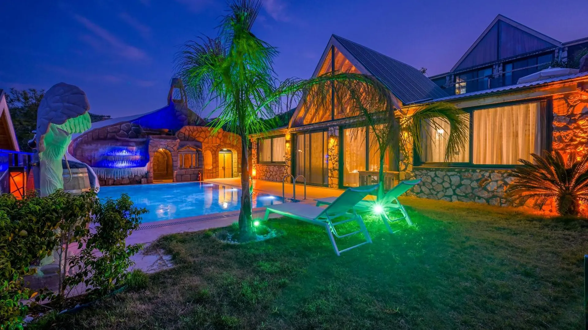 Lueks Dinlenme Selale Kaydirak Havuzu Manzaralar Villa Fethiye 0*,  Turkey